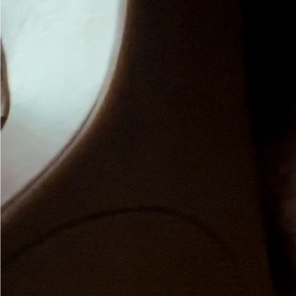 Brand: Guess
Size: 8.  Color: light brown.  Condition is new - Picture 11 of 11